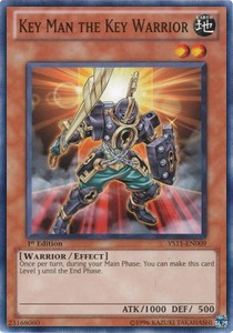 Uomo Chiave il Guerriero Chiave - Starter Deck: Dawn of the Xyz (Common) [YS11-009]
