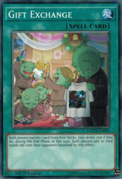 Gift Exchange - Maximum Crisis (Common) [MACR-090]